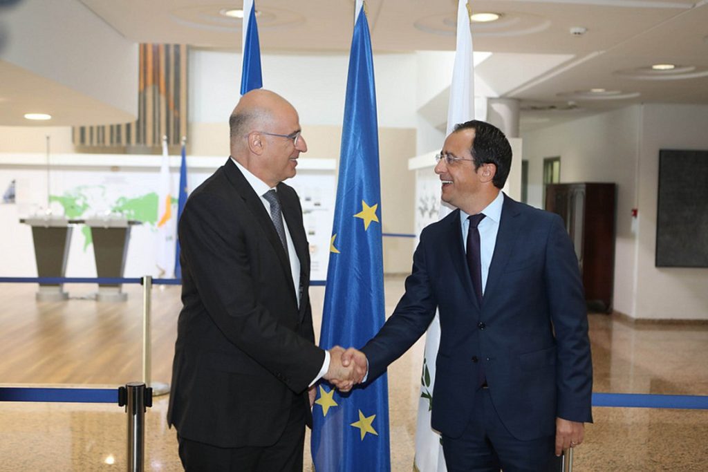 Τηλεφωνική επικοινωνία Ν. Δένδια με ΥΠΕΞ Κύπρου: Συζήτησαν για την τουρκική προκλητικότητα