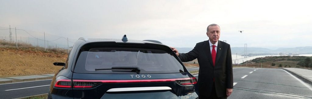Ρ.Τ.Ερντογάν: Θεμελίωσε το εργοστάσιο για το πρώτο ηλεκτρικό τουρκικό αυτοκίνητο