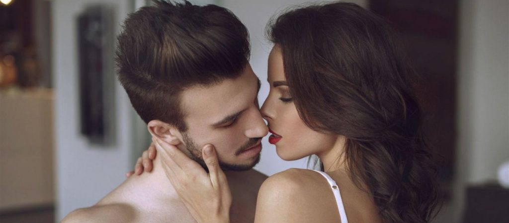 Όλα για το… φιλί: Παγκόσμιο ρεκόρ σε… σχέσεις και μετάδοση βακτηρίων