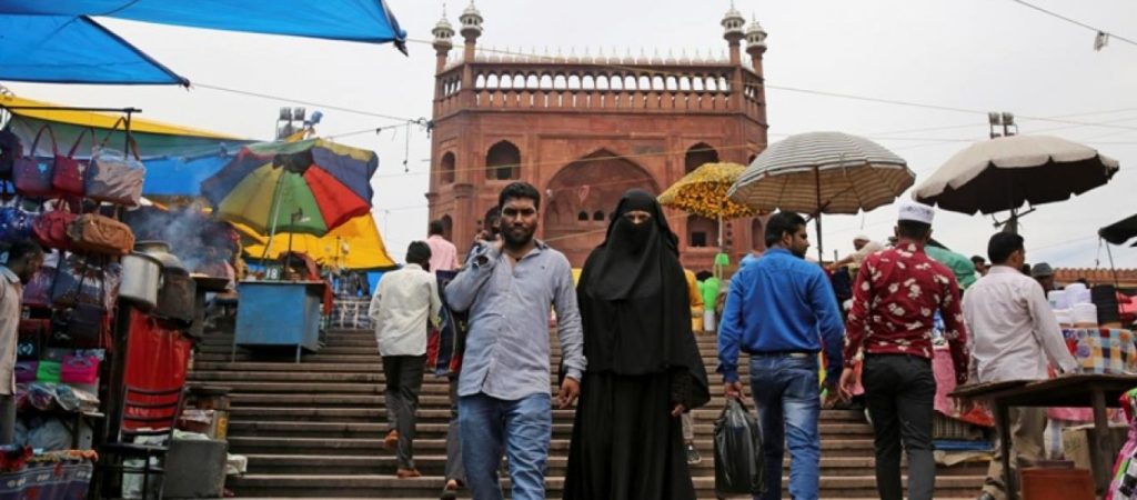 Ινδία: Δημοσιογράφος κατήγγειλε τη σεξουαλική παρενόχληση της ανιψιάς του και τον σκότωσαν (φωτό)