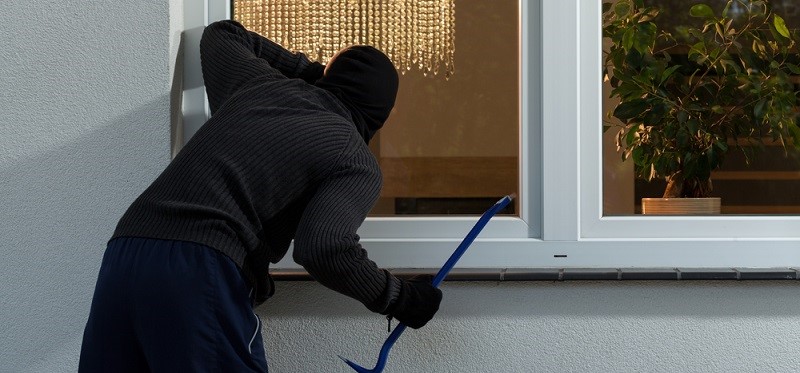 Λαμία: Διαρρήκτης χτύπησε κουδούνι για να σιγουρευτεί πριν μπει για να κλέψει