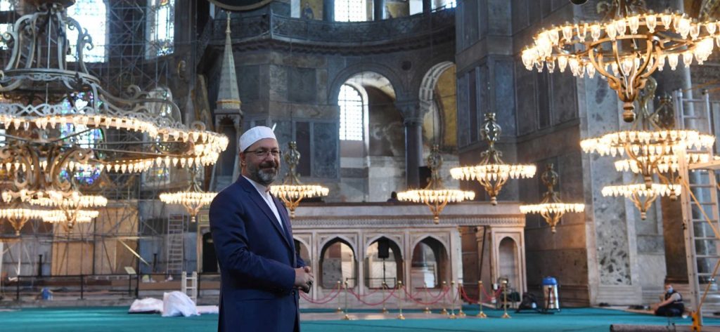 Αγία Σοφία: Αντίστροφη μέτρηση για την πρώτη προσευχή – Πραγματοποιήθηκε ο ορισμός των ιμάμηδων (φώτο & βίντεο)