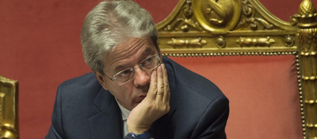 Ικανοποίηση Π.Τζεντιλόνι για τη Σύνοδο Κορυφής: «Περάσαμε από την άρνηση στην αλληλεγγύη»