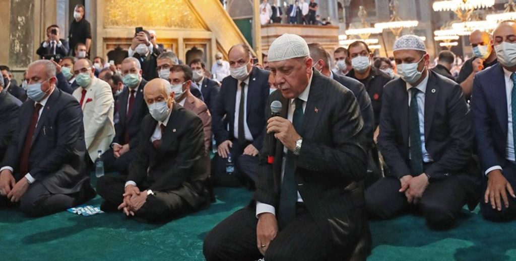 Αγία Σοφία: Οι αντιδράσεις για την προκλητική φιέστα του Ρ.Τ.Ερντογάν – Πως την σχολίασαν τα διεθνή ΜΜΕ; (φώτο – βίντεο)