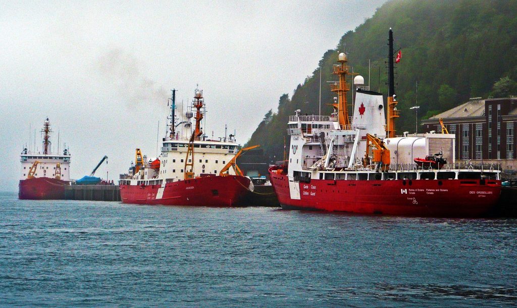 Καναδάς: Πλοία συγκρούστηκαν σαν να είναι…συγκρουόμενα αυτοκινητάκια (βίντεο)