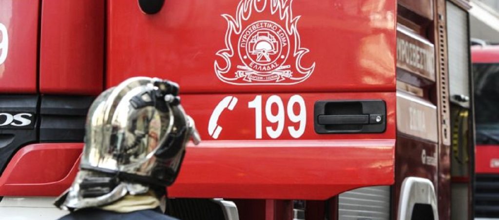 Ηλεία: Ξέσπασε φωτιά και στα Ζαχαραίικα Αντρωνίου