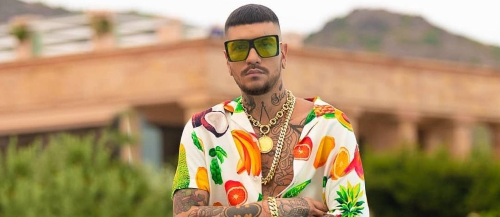 Snik: Συνωστισμός στο νυχτερινό μαγαζί που εμφανίστηκε