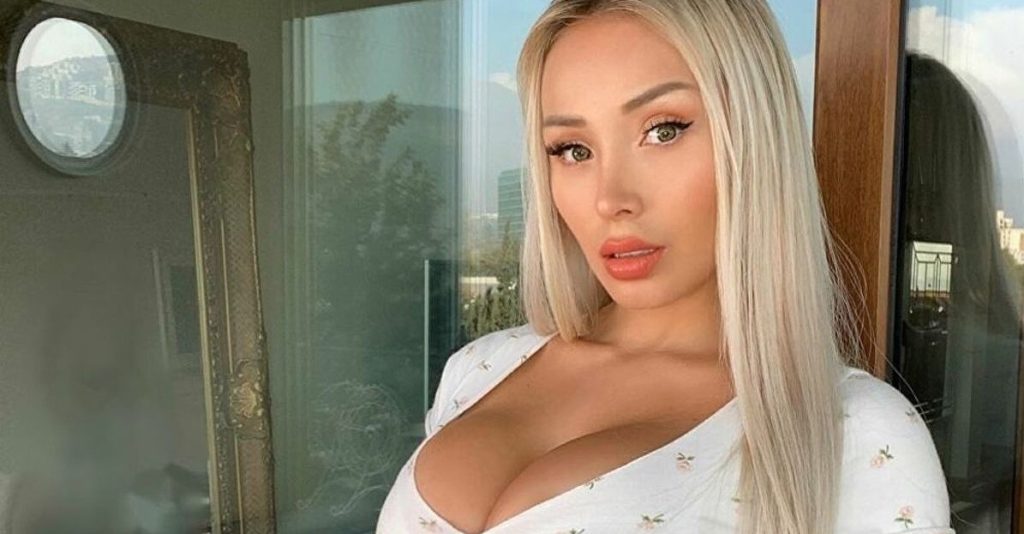 «Κουνελάκι» του Playboy έγινε ιδιοκτήτρια…ποδοσφαιρικής ομάδας (φωτό)