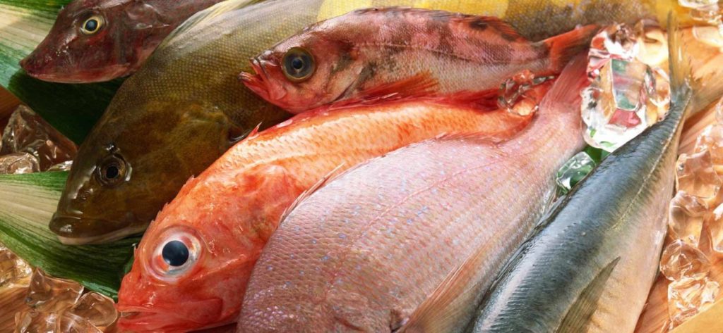 Μικρά μυστικά για να ξεχωρίσετε πιο εύκολα το φρέσκο ψάρι