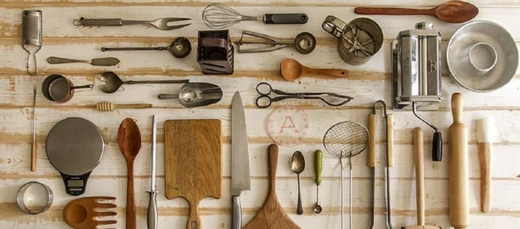 Αυτά είναι τα τρία εργαλεία κουζίνας που πρέπει να αλλάζονται κάθε δύο χρόνια