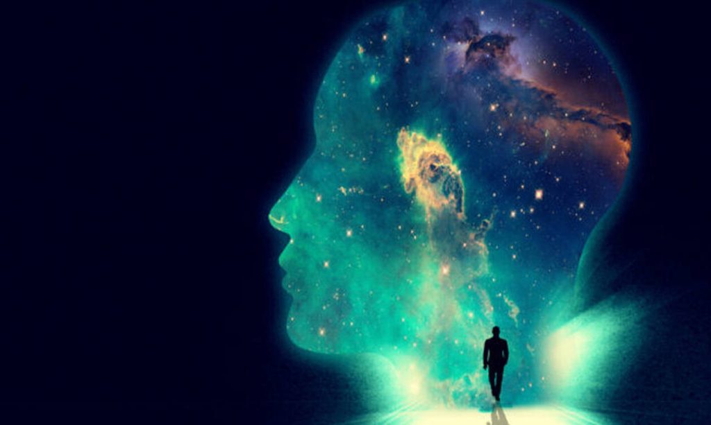 Αυτές είναι οι δέκα τεχνικές για τη χειραγώγηση του μυαλού σύμφωνα με Αμερικανό στοχαστή