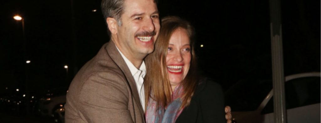 Α.Μπουρδούμης – Λ.Δροσάκη: Έφεραν σπίτι τον γιο τους (φώτο)