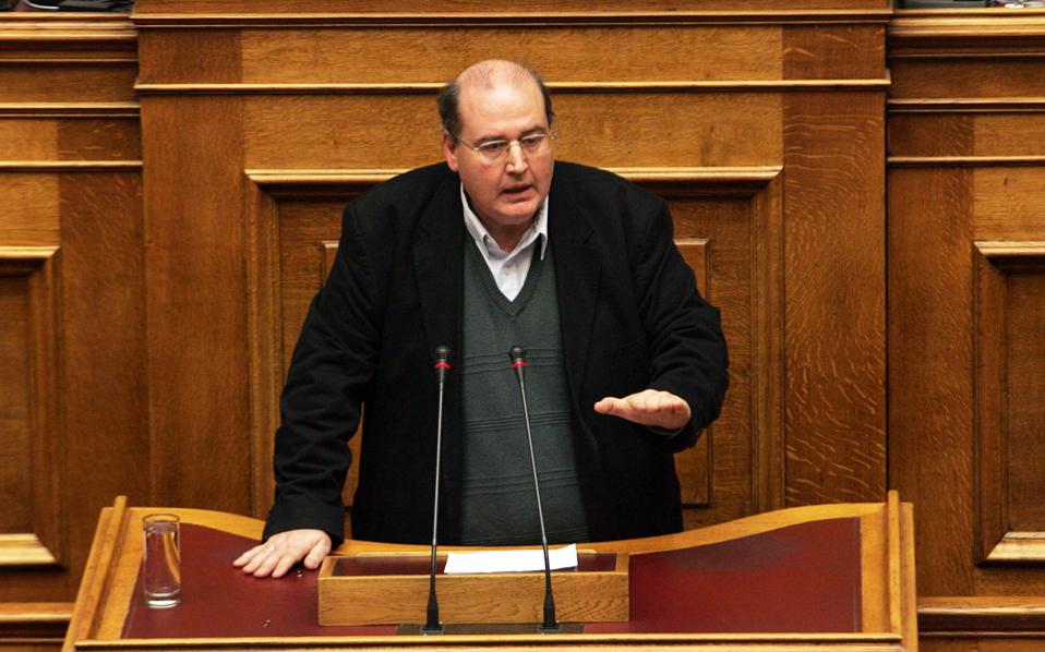 Ν.Φίλης: «Η απορρύθμιση των ιδιωτικών σχολείων πλήττει όλους τους μαθητές της χώρας»