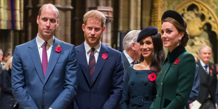 Μέσω κύκλων Γουίλιαμ-Κέιτ βγαίνουν στην «αντεπίθεση»: «Εμείς στρώσαμε το κόκκινο χαλί στον Χάρι και τη Μέγκαν»
