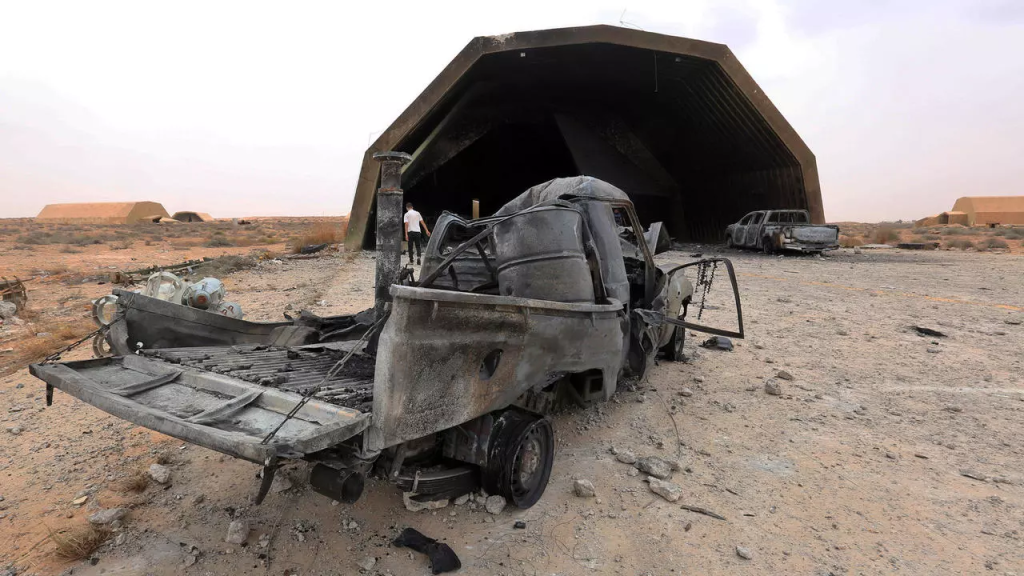 Νέα επιδρομή στην τουρκική βάση της αλ-Ουατίγια στη Λιβύη – Μαχητικά από την Αίγυπτο βομβάρδισαν τους Τούρκους