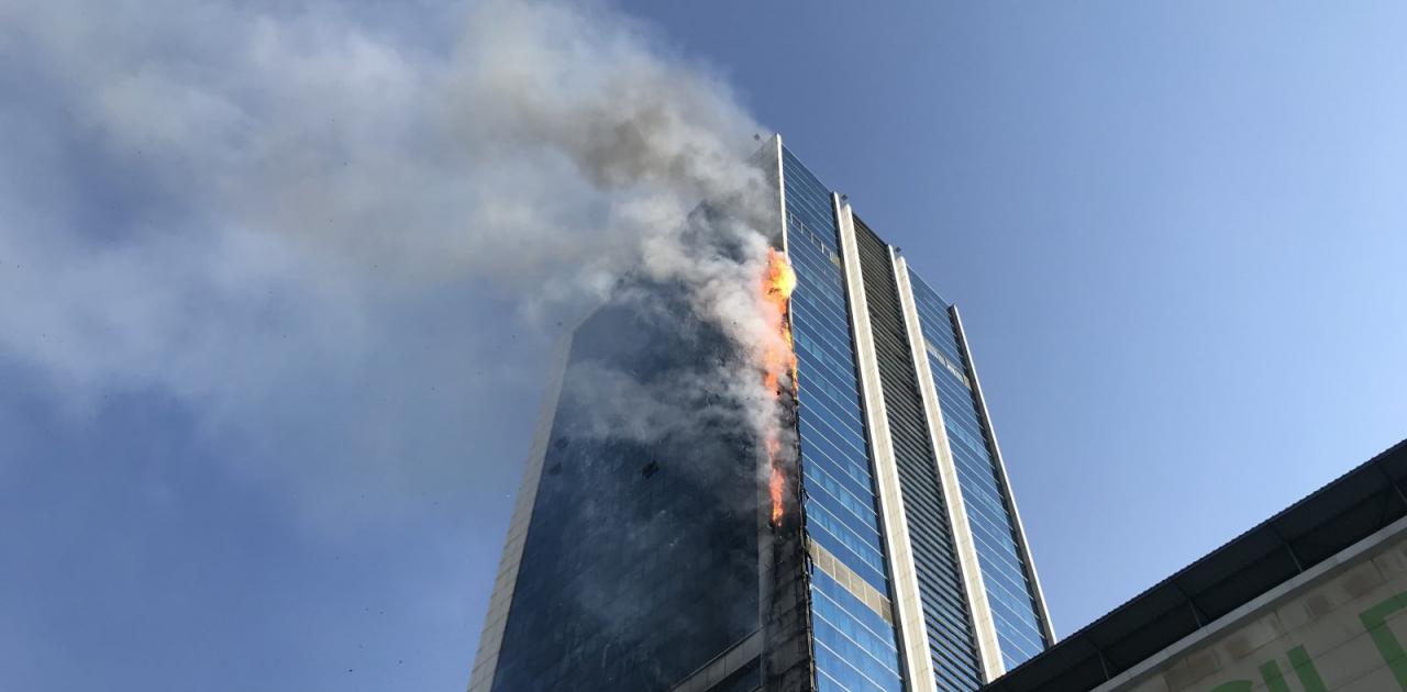 Τουρκία: Φωτιά σε εμπορικό κέντρο στην Άγκυρα (φώτο)