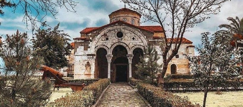 Τραπεζούντα: Ανοίγει ως τζαμί η Αγία Σοφία – Τι θα γίνει με την Παναγία Σουμελά