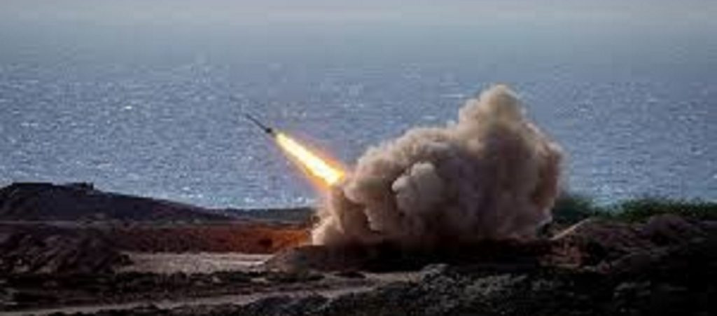 Ιράν: Εκτόξευσαν βαλλιστικούς πυραύλους από υπόγεια βάση (βίντεο)