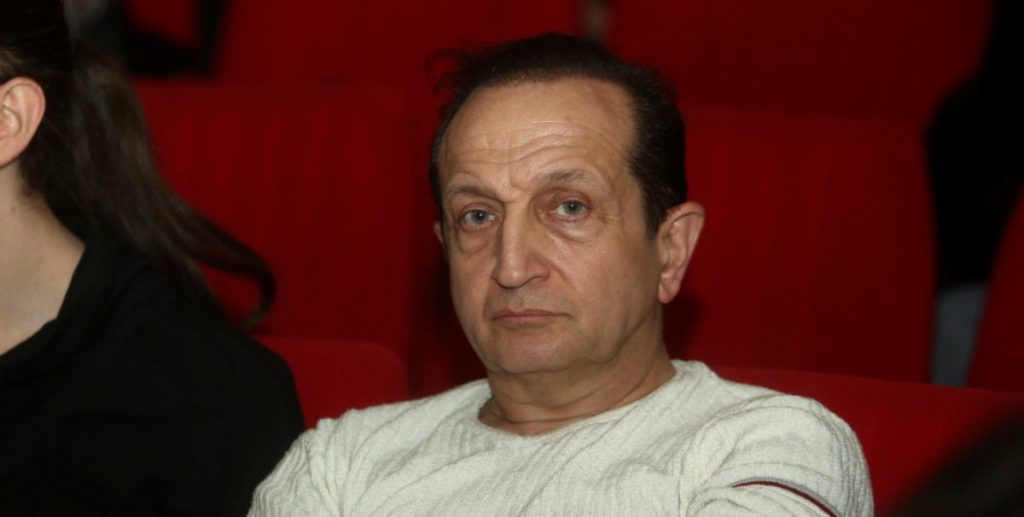 Ναταλί Κάκκαβα: Μπέρδεψε τον Σπύρο Μπιμπίλα με τον Μάκη Δελαπόρτα (βίντεο)