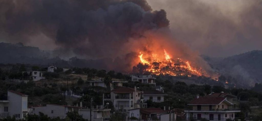 Πυροσβεστική: Έφτασαν τις 61 οι πυρκαγιές το τελευταίο 24ωρο