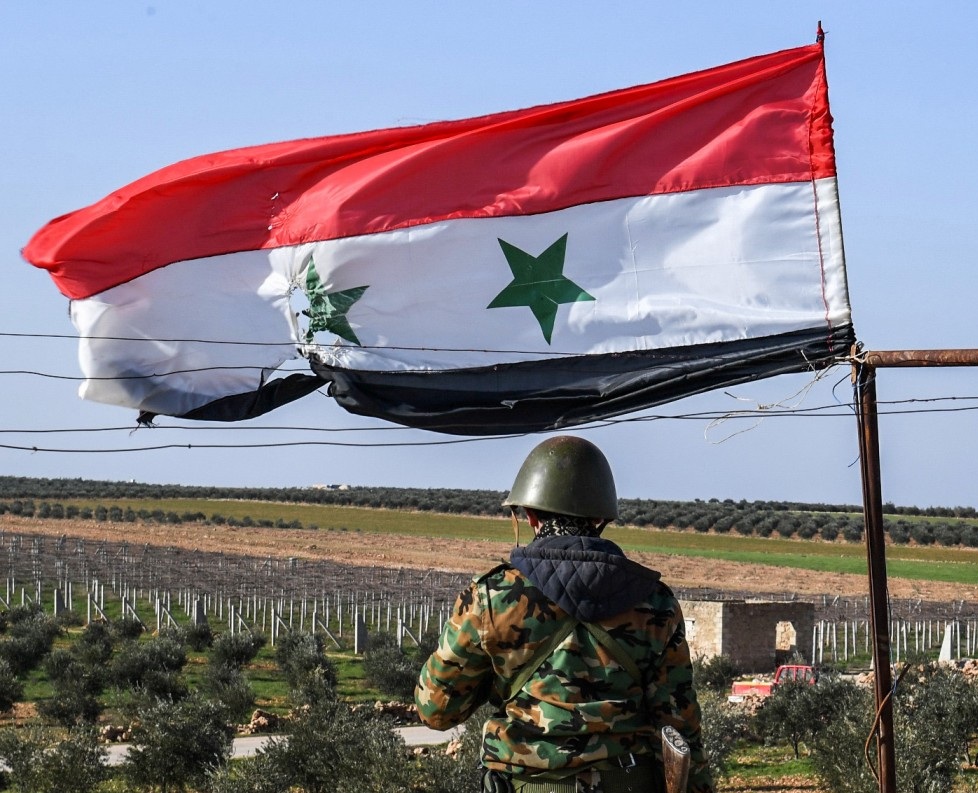 Συνεχίζεται η μεγάλη επίθεση του συριακού Στρατού κατά θέσεων εξτρεμιστών μουσουλμάνων