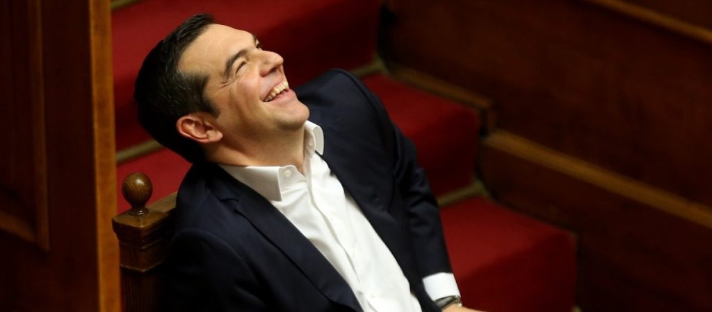 Θα μπέρδευε μέχρι και την Κουμουνδούρου: Ο αθλητής ΜΜΑ που είναι «ίδιος» με τον Α.Τσίπρα (φωτο)