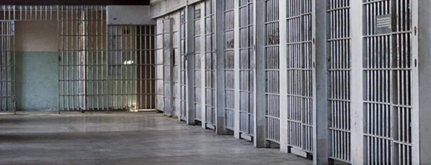 «Λαβράκι» έβγαλε η έρευνα στις φυλακές Χανίων και Νιγρίτας – Βρέθηκαν αυτοσχέδια μαχαίρια, κινητά τηλέφωνα και χάπια