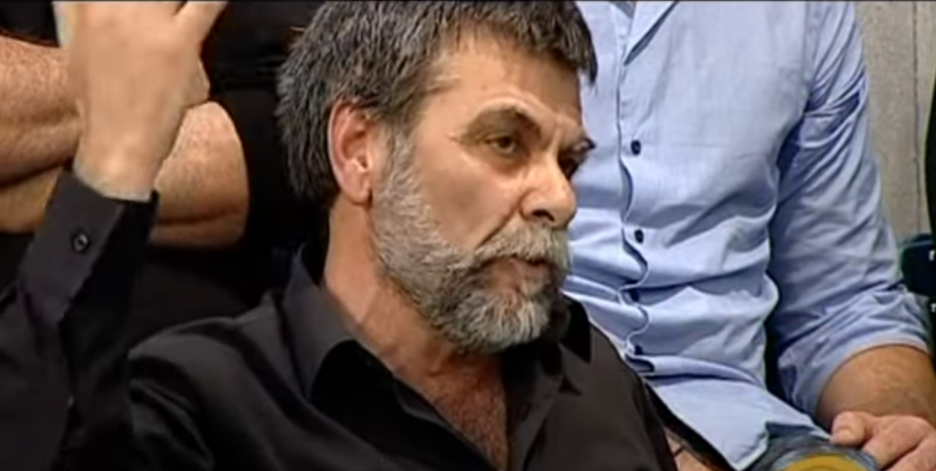 Διπλό φονικό στα Ανώγεια: Έκαναν «γυαλιά καρφιά»  τον τάφο του Λευτέρη Καλομοίρη (φωτο)