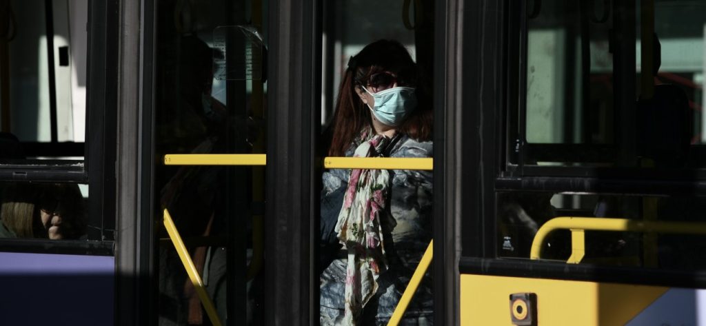 ΜΜΜ: Σκέψεις για αύξηση της συχνότητας των δρομολογίων για αποφυγή συνωστισμού