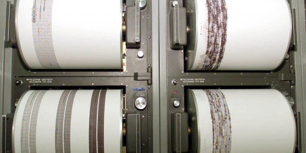 ΟΑΣΠ: Όσα πρέπει να γνωρίζετε για το σεισμό και την προστασία στην δουλειά εν μέσω πανδημίας (φώτο)