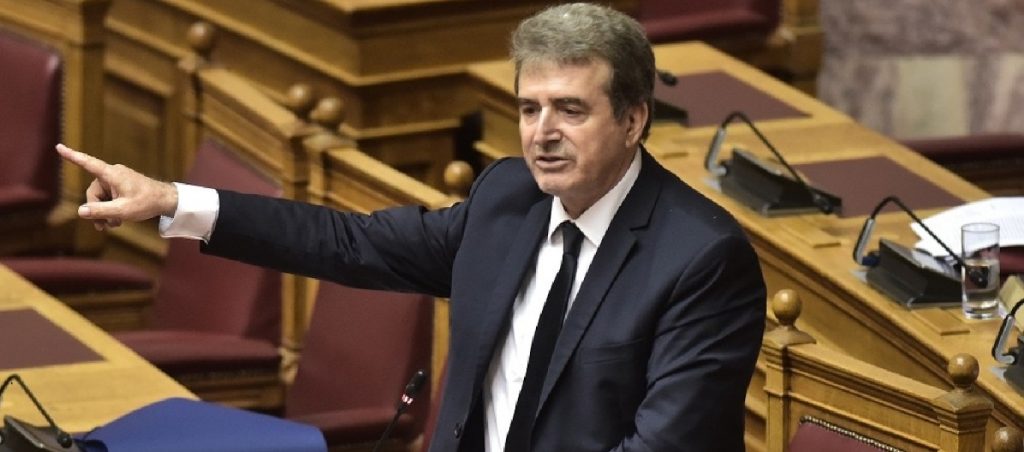 «Φρένο» στις μεταγωγές τρομοκρατών σε αγροτικές φυλακές από τον Μ.Χρυσοχοΐδη