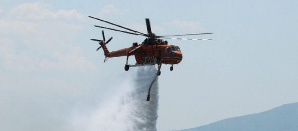 Ξέσπασε φωτιά και στις Σπέτσες