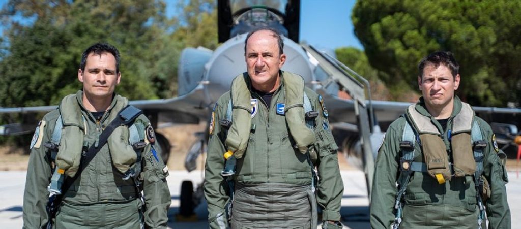 Άραξος: Στην 116ΠΜ ο αρχηγός ΓΕΑ Γ.Μπλιούμης – Συμμετείχε σε πτήση σχηματισμού δύο αεροσκαφών (φώτο)