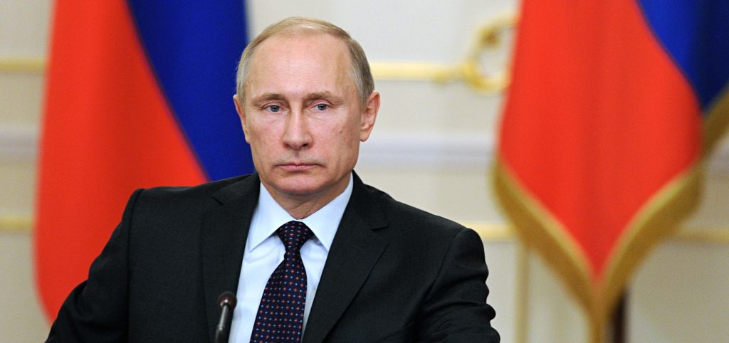 B.Πούτιν: Yπέγραψε νόμο που επιτρέπει την πολυήμερη ψηφοφορία σε εκλογές