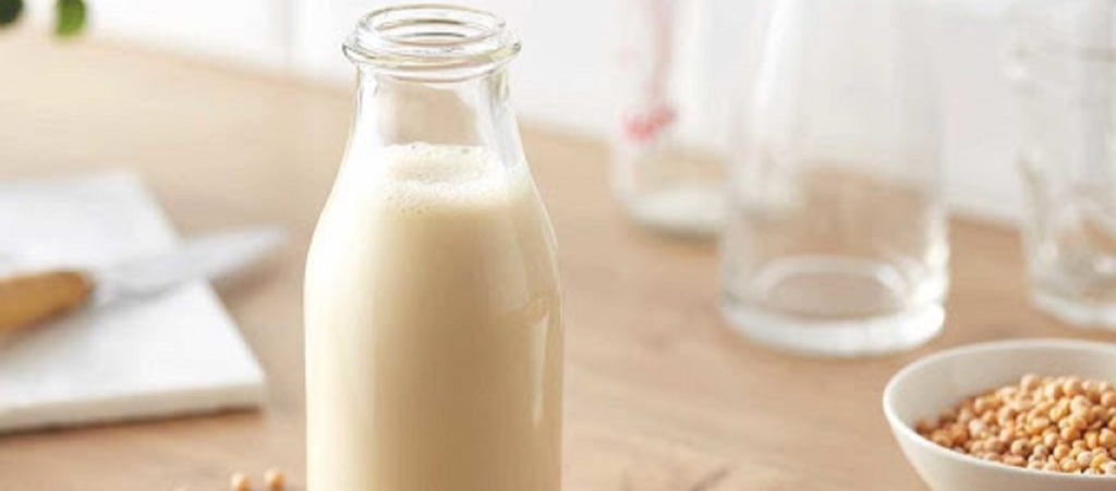 Πέντε λόγοι για να προτιμήσετε το κατσικίσιο γάλα