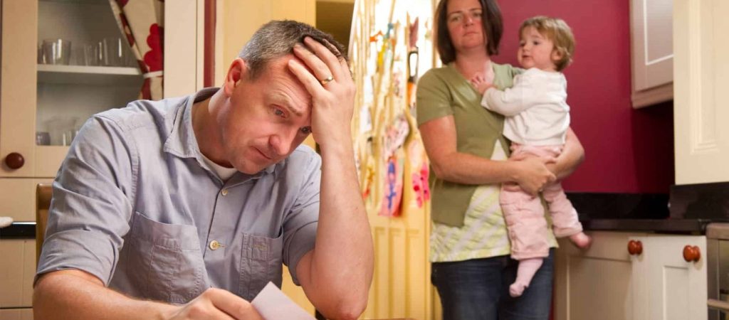 Ξεκινούν οι πλειστηριασμοί πρώτης κατοικίας – 300.000 οικογένειες θα μείνουν στον δρόμο από Σεπτέμβριο!