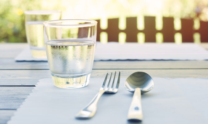 Πώς να χάσετε κιλά χωρίς γυμναστική: Τι να κάνετε 30′ πριν από κάθε γεύμα