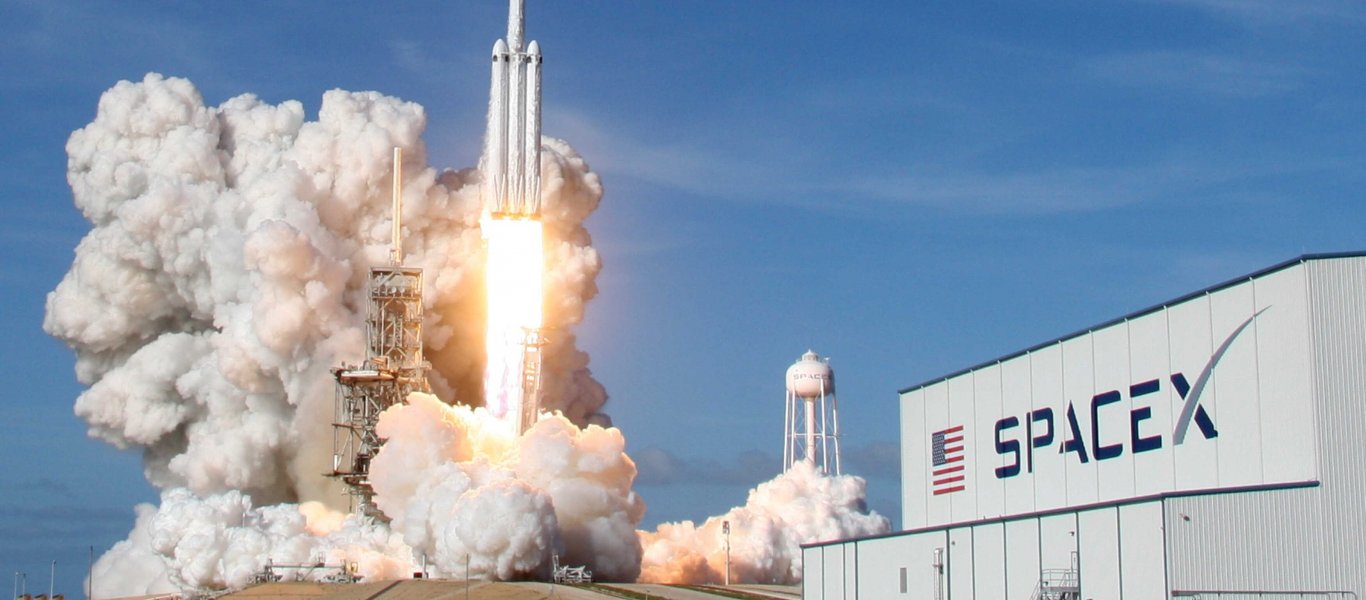 ΗΠΑ: Eπιστρέφει στη Γη η κάψουλα της SpaceX – Αναχώρησε από τον Διεθνή Διαστημικό Σταθμό