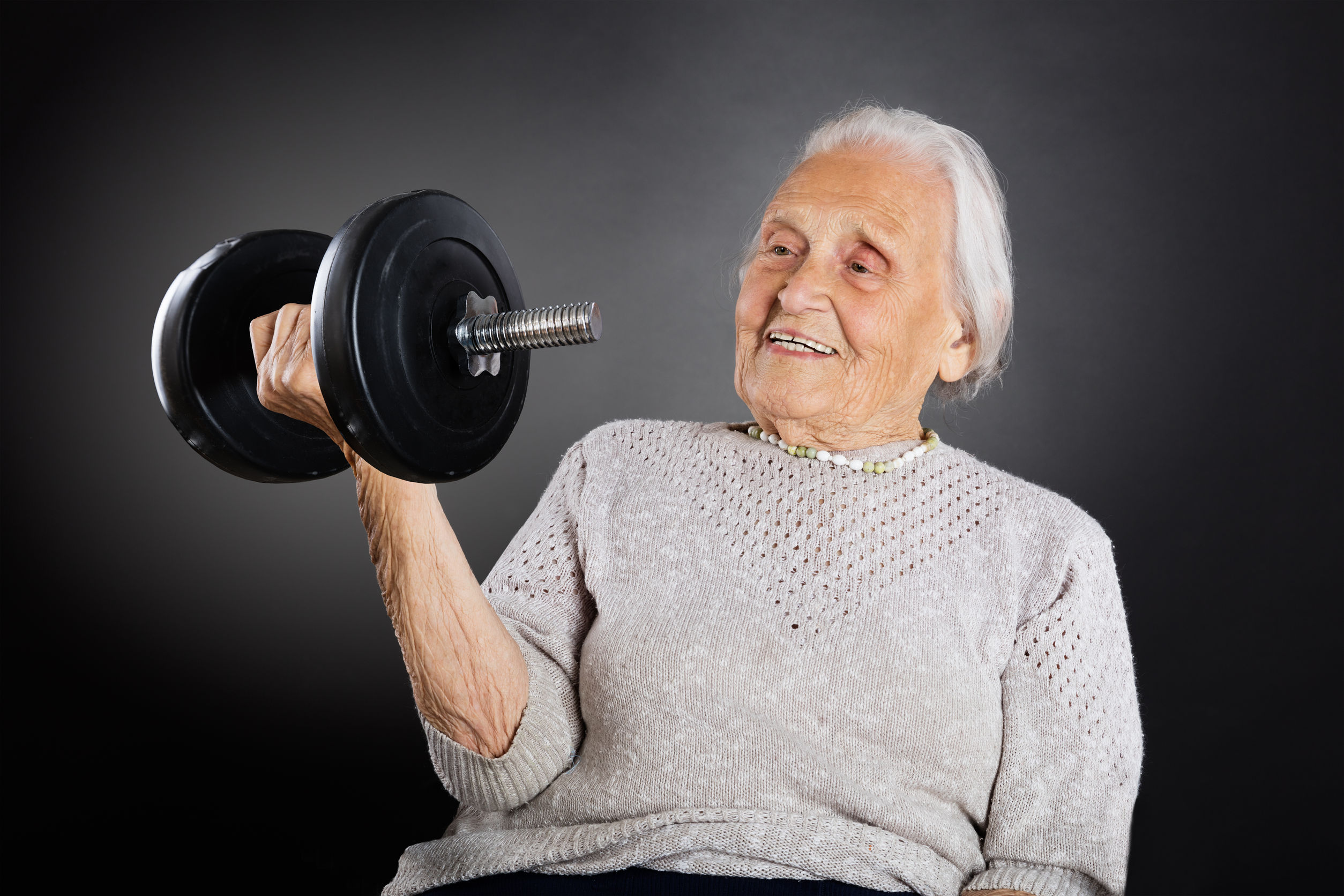 Έρευνα: Η άσκηση που πρέπει να κάνουν οι ηλικιωμένοι για «γερή» καρδιά