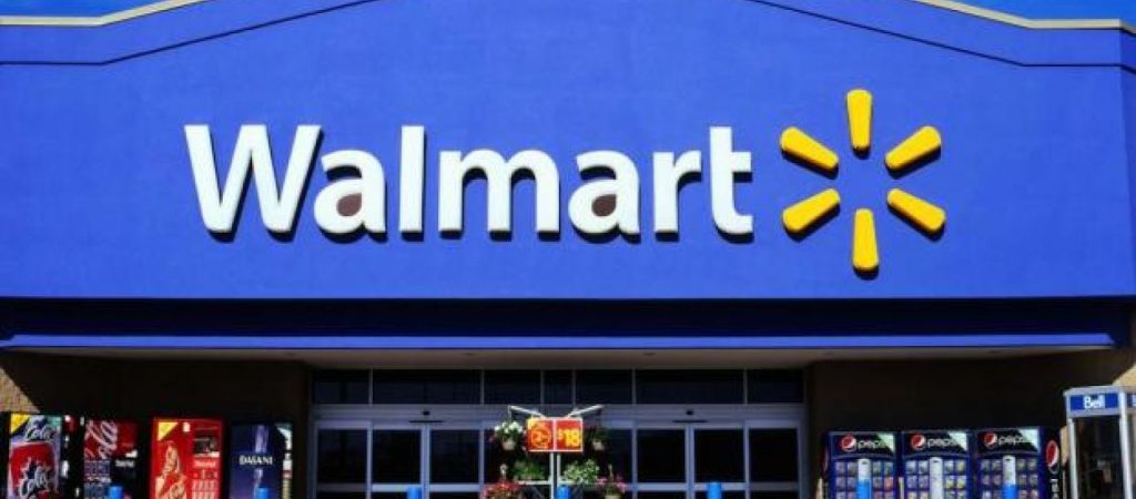 Η πλουσιότερη οικογένεια στον πλανήτη αύξησε τις αποταμιεύσεις της εν μέσω πανδημίας