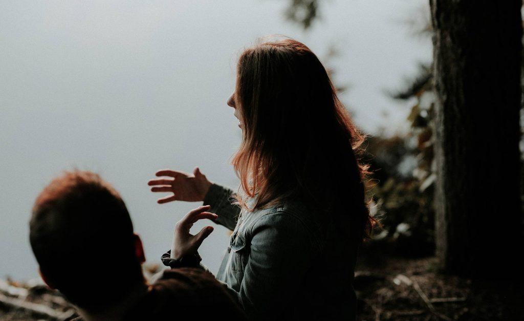 Ψυχολογικά τρικ για να μαθαίνετε όλα αυτά που θέλουν να σας κρύψουν