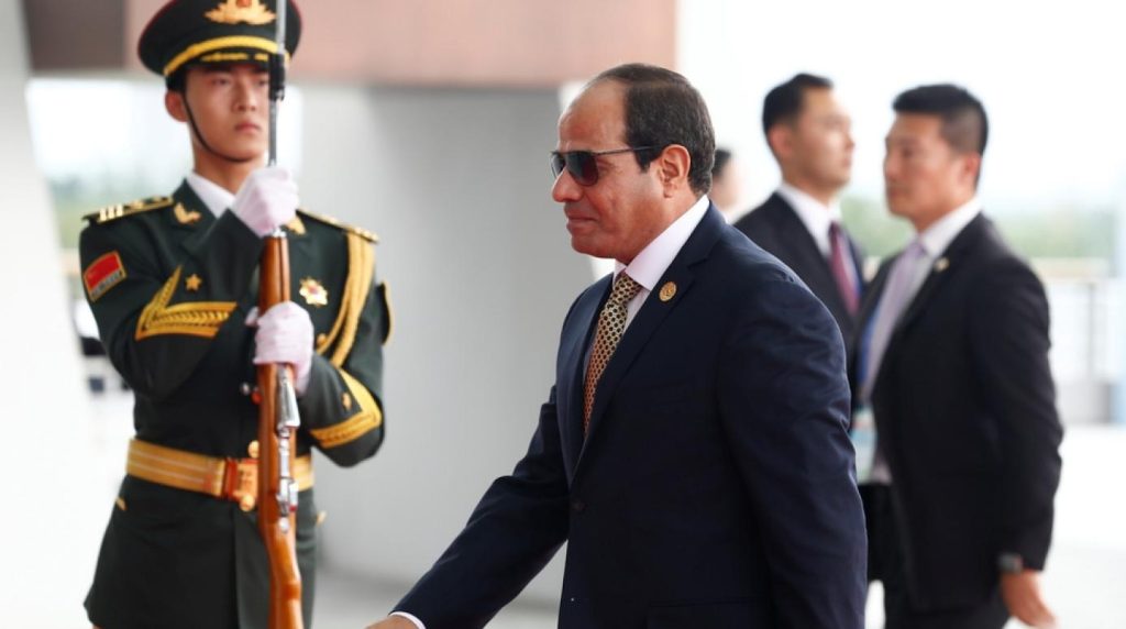 Al Monitor: «Ο Ερντογάν νομίζει ότι ο αλ-Σίσι μπλοφάρει για την Λιβύη»