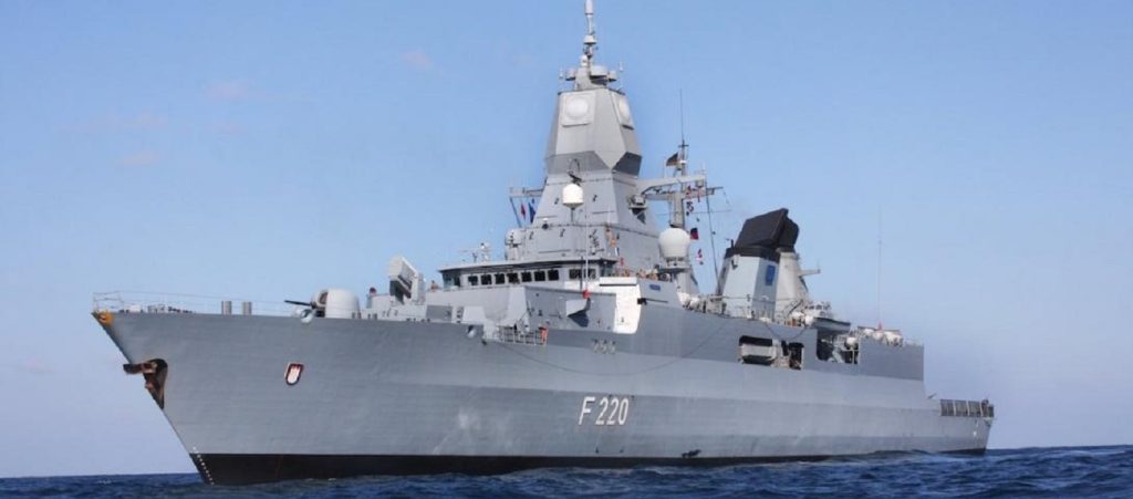 Βάζει πλώρη για τη Μεσόγειο η γερμανική φρεγάτα «Αμβούργο»