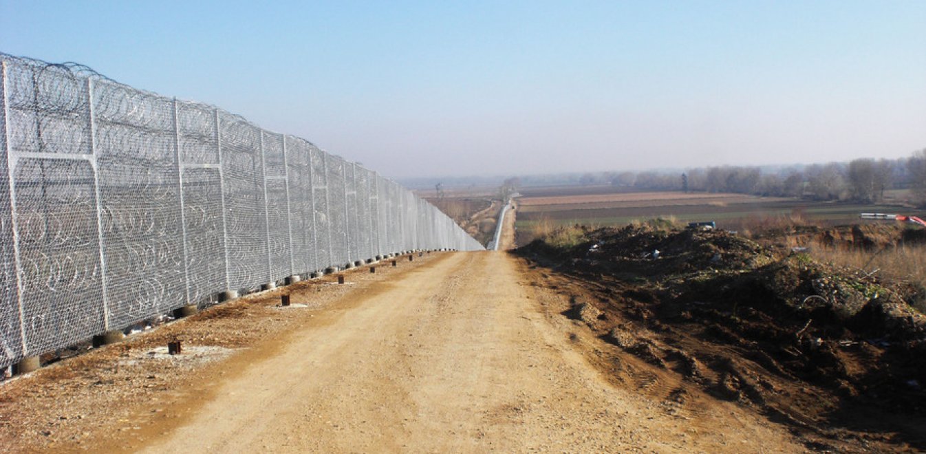 Έβρος: Επεκτείνεται κατά 27 χλμ. ο φράχτης