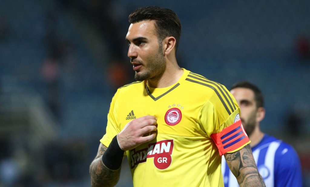 Διαψεύδει τις φήμες ο Ρομπέρτο: «Στην Ελλάδα ήρθα για διακοπές» (φώτο)