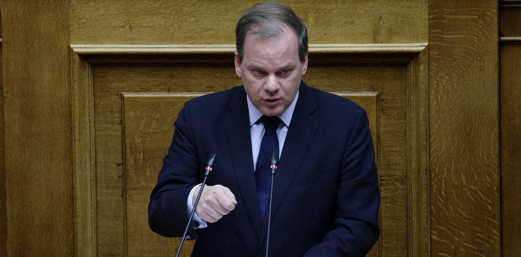 Κ.Καραμανλής: Επιτρέπεται πλέον η χορήγηση Δελτίων Στάθμευσης σε ΙΧ αυτοκίνητα γονέων ή παιδιών ΑμεΑ