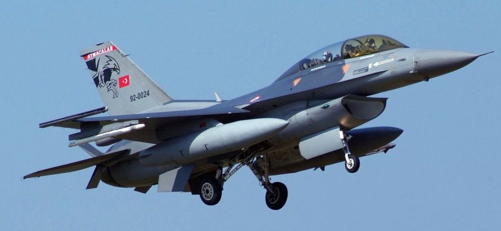 Οι προκλήσεις της Τουρκίας συνεχίζονται – Έφτασαν τις 33 οι παραβιάσεις στο Αιγαίο