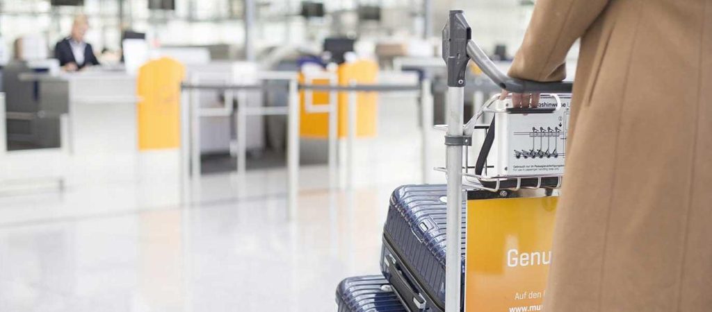 Γερμανία: 74χρονη είχε στη βαλίτσα της τα οστά του νεκρού συζύγου της