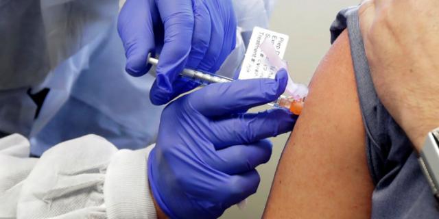 Ιταλία: «Έως το τέλος του έτους θα έρθουν οι πρώτες δόσεις του εμβολίου για τον κορωνοϊό στη χώρα»