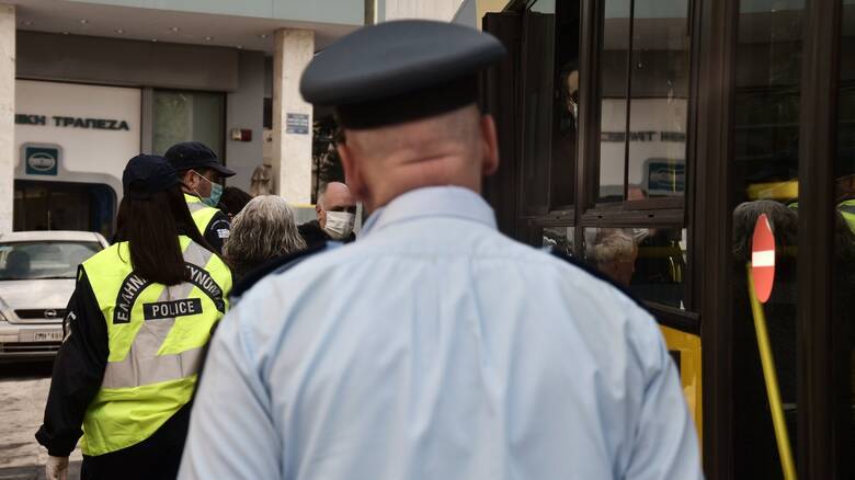 Απομάκρυναν τον διοικητή του ΑΤ Πόρου επειδή δεν έκανε αρκετούς ελέγχους για κορωνοϊό